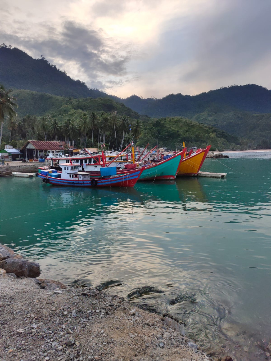 Pelabuhan di Gampong Lhok Pawoh yang mayoritas penduduknya adalah Nelayan